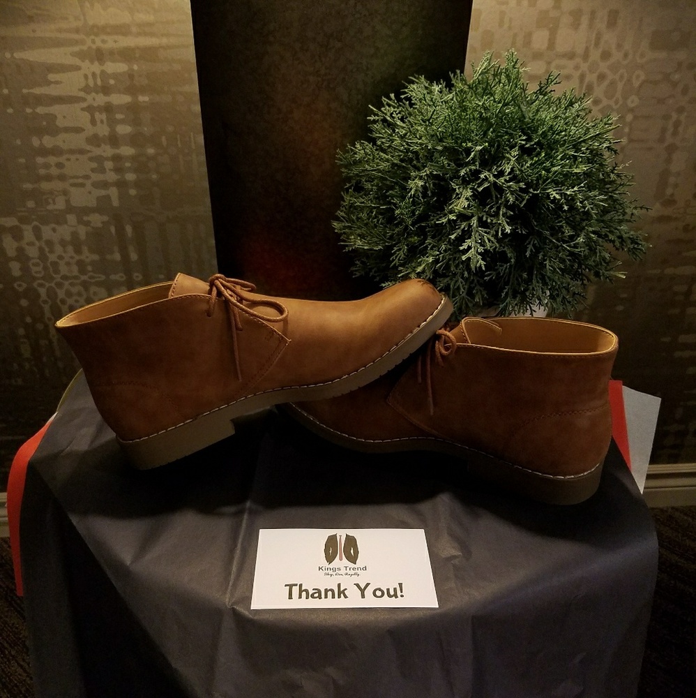 HOST PICK!! NWT Men's "Chukka" Suede Shoes